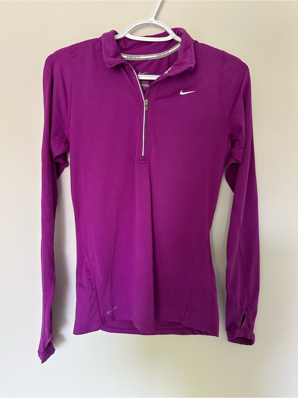 Nike Women’s Magenta Quarter-Zip Performance Top